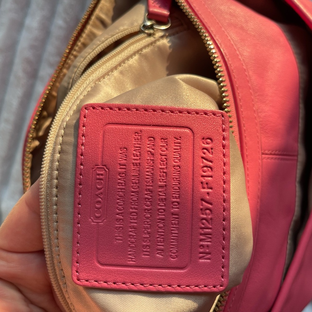 Coach Pink Shoulder Bag - Picture 9 of 9